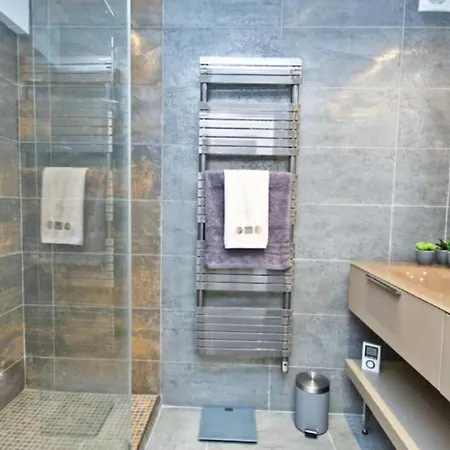 아파트 Luxury & Sea View In *